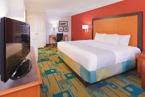 Baymont by Wyndham Lubbock - Downtown Civic Center - Zimmer