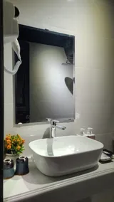 Hanoi Lucky II Hotel - Casa de banho