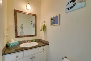 Panama City Townhome w/ Balcony, Water Views! - Interiør