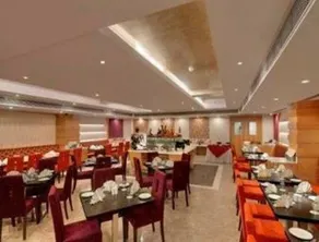 Ramada Ahmedabad - Restaurant