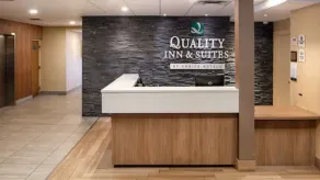 Quality Inn & Suites Windsor - Downtown - Réception
