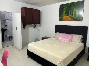 Hotel COOL HOUSE 24Horas - Room
