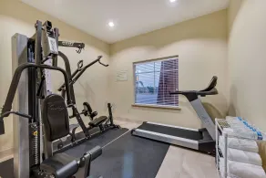 Super 8 by Wyndham Hidalgo/McAllen Area - Fitnesscenter