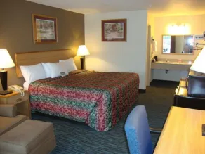Econo Lodge Inn & Suites Jackson Northwest - Chambre