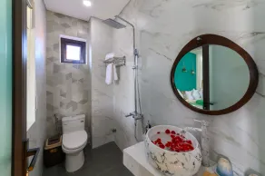 Kivi Homestay Hoi An - Bathroom