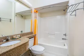 La Quinta by Wyndham Tulare - Salle de bain