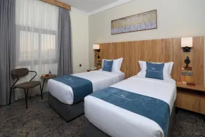 Surestay By Best Western Madinah - Room