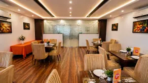 Hotel Kian by JMD Group - Restaurant