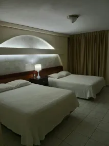 Hotel Estrella - Room