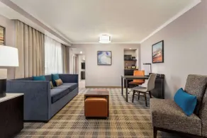 Embassy Suites by Hilton Kansas City Overland Park - Chambre