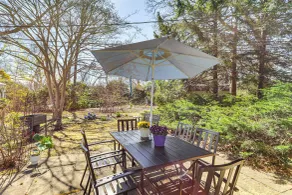 3 Mi to Cape Cod Bay: Marshfield Home w/ Balcony! - Interiør