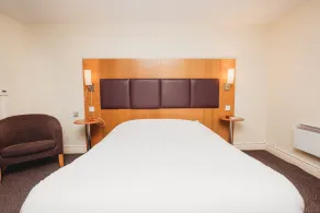Purple Roomz Preston South - Room