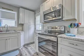 Steps to Lake of the Ozarks: Family Home w/ Views! - Innenbereich