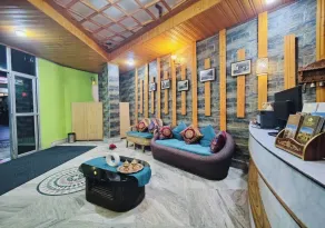 Jo'stel Hotel Valley View - Best View in Pelling - Vestíbulo