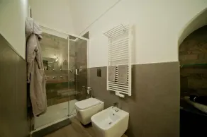 Sotrani - Bathroom