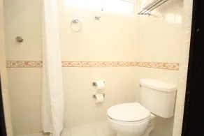 Hotel Enterprise Inn Plaza - Bathroom