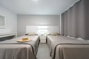 Apartamentos Los Papagayos - Chambre
