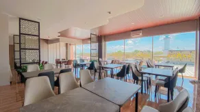 Azana Style Hotel Jombang - Restaurant