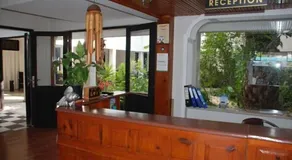 Donmez Hotel - Saguão