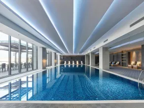 DoubleTree by Hilton Quzhou - Piscine