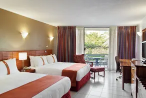 Holiday Inn & Suites Port Moresby by IHG - Room