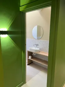 Sweet Stay - Bathroom
