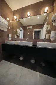 Downtown Boutique Hostel - Baño