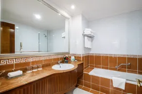 Grand Excelsior Hotel Bur Dubai - Chambre