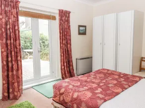 Gwylan Apartment - Room