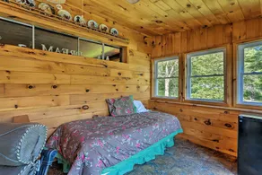 Beach Lake Cabin on Delaware River w/ Sunroom! - Rom