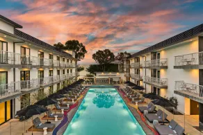 Gameday & Concerts Lux 3Bed right in SoFi Stadium - Pool