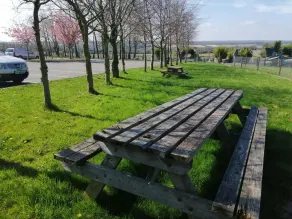 Tara View Apartments - Property grounds