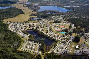 Clerbrook Golf & RV Resort - Caravan Park - Room