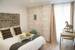 Apartamentos Sevilla Palace - Zimmer