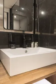 Golden Tulip Warszawa Centrum - Bathroom