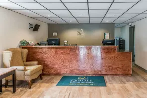 Quality Inn & Suites Gatlinburg North - Vestíbulo