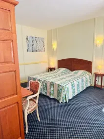 Hôtel Losset - Værelse