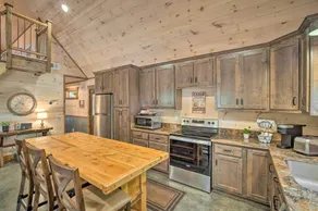 Stunning Cabin Getaway w/ Private Hot Tub! - Interior