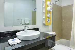 Motel 6-Harrisonburg, VA - South - Salle de bain