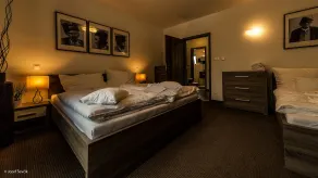 Mucha Apartments - Habitación