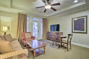 Anderson Golf Club Condo w/ Community Amenities! - Interior