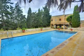 Ta' Bertu Host Family Bed & Breakfast - Piscina