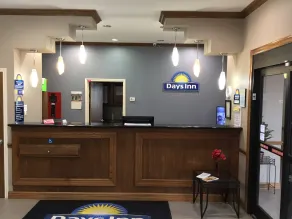 Days Inn by Wyndham Baytown East - Réception