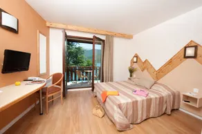 Village Club Les Hyvans - Room
