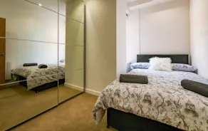 Luxury Reading Apartment - Rum