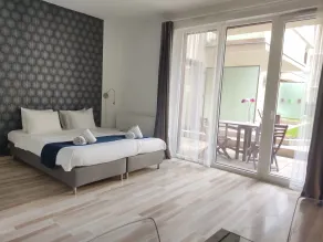 Corvin Center Suites - Room