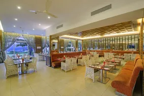 Mayfair Waves - Restaurant