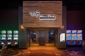 Angel Of The Winds Casino Resort - Restaurant