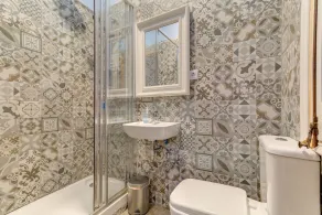 Factory Suites Barcelona - Bathroom
