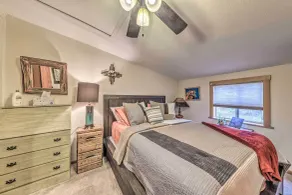 Cozy High Rolls Cottage Near Hiking Trails! - Interiør